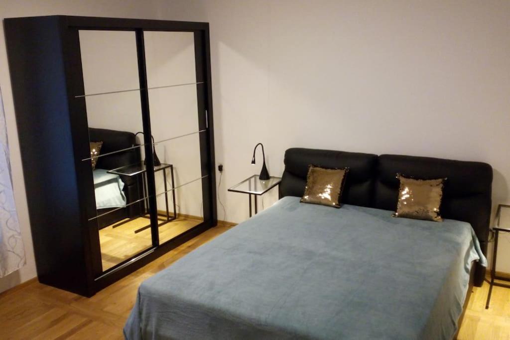 Zagreb Botanical Garden Budget Apartment Exterior photo